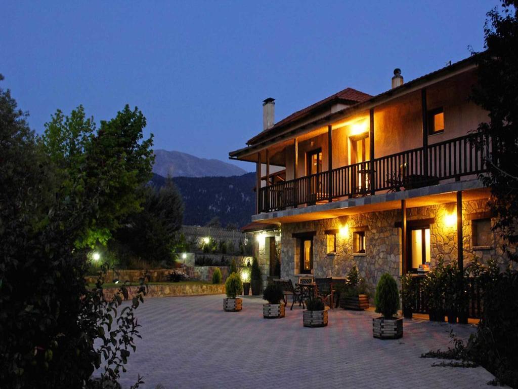 Boutique Hotel Skamnos Arachova Eksteriør billede