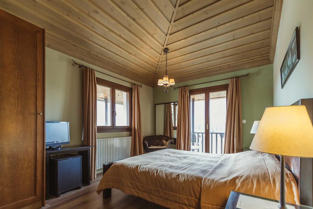 Boutique Hotel Skamnos Arachova Eksteriør billede